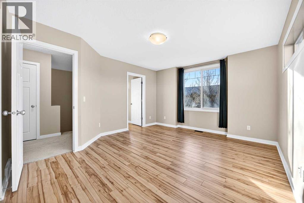 413 River Avenue, Cochrane