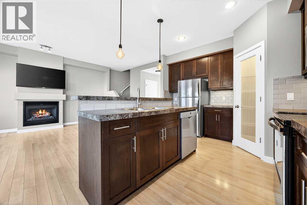 413 River Avenue, Cochrane