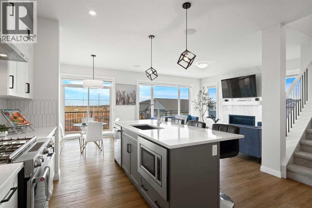 Single Family House for Sale in  Creekstone Way SW Pine Creek Calgary 