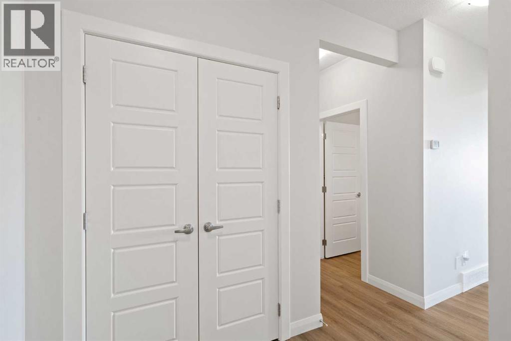 Single Family House for Sale in  Creekstone Way SW Pine Creek Calgary 