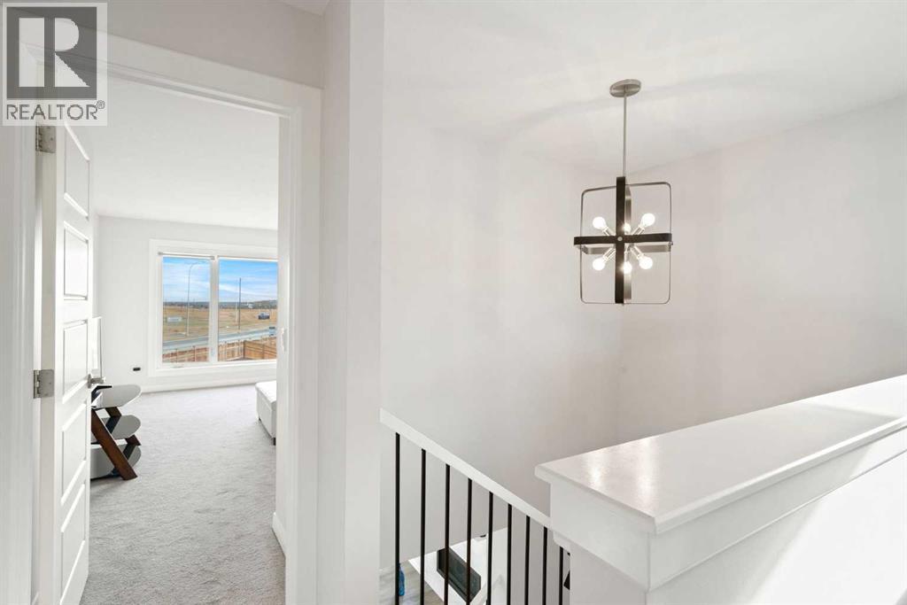 Single Family House for Sale in  Creekstone Way SW Pine Creek Calgary 