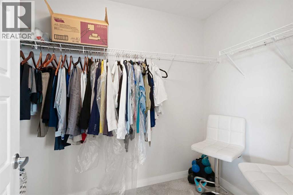 Single Family House for Sale in  Creekstone Way SW Pine Creek Calgary 