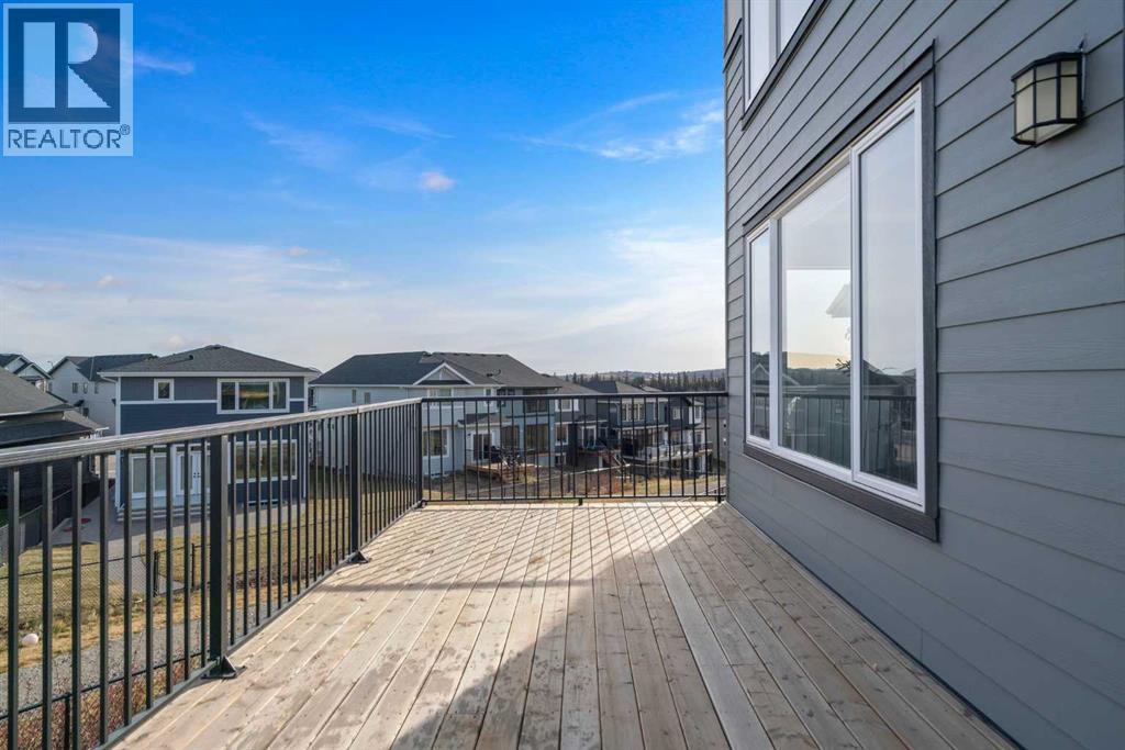 Single Family House for Sale in  Creekstone Way SW Pine Creek Calgary 