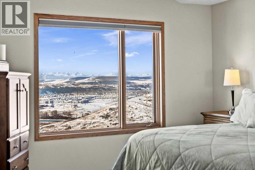 180 Gleneagles View, Cochrane