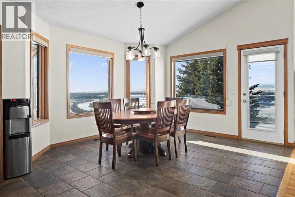 180 Gleneagles View, Cochrane