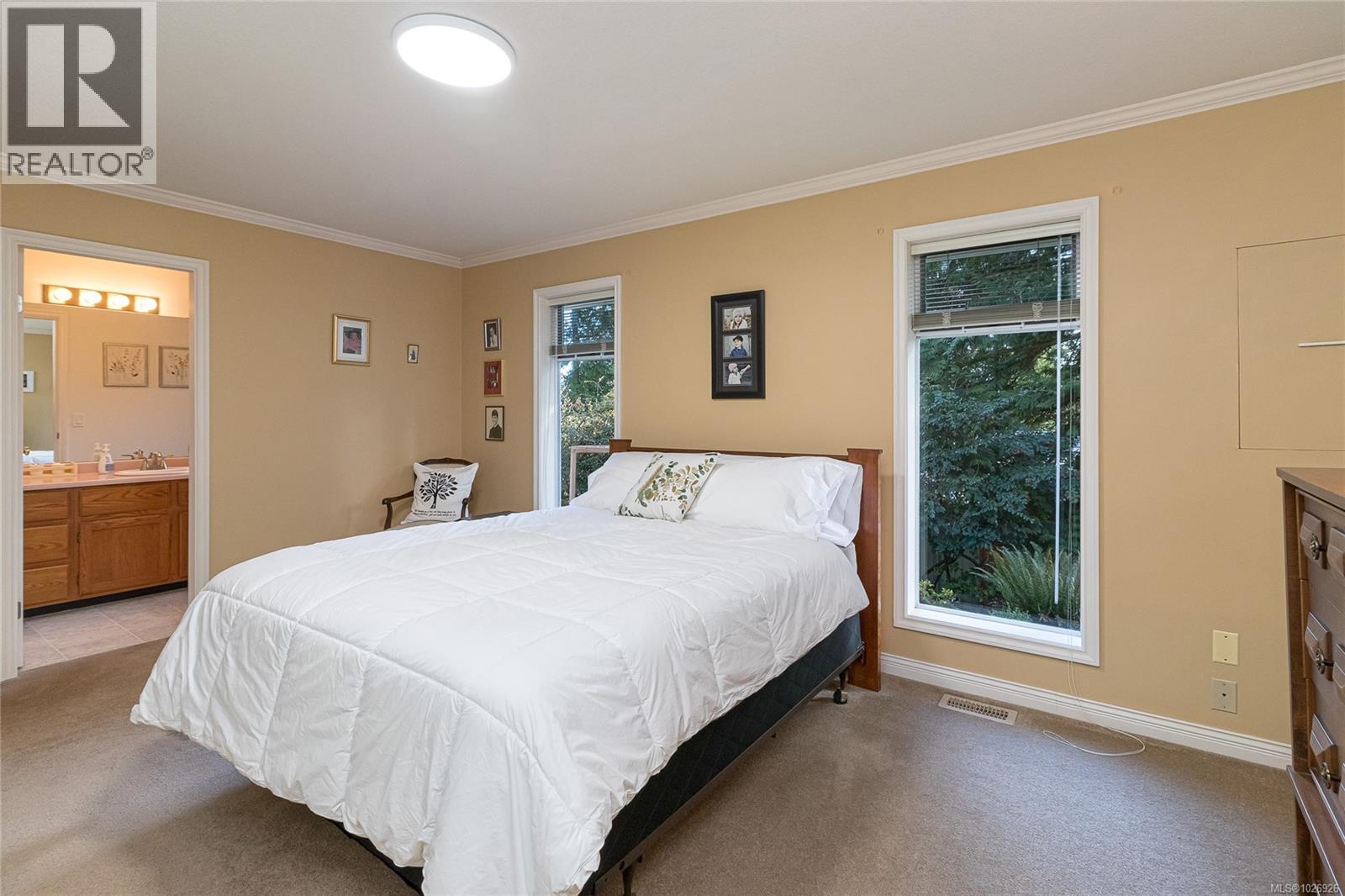 1751 Spieden Pl, North Saanich