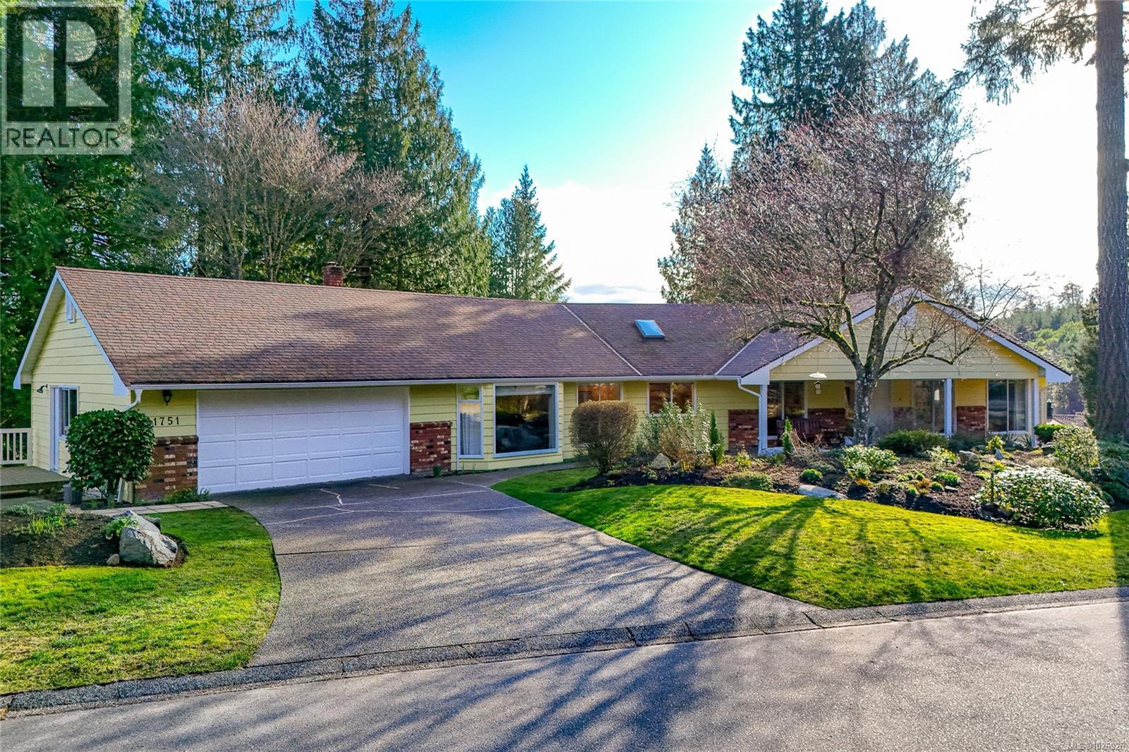 1751 Spieden Pl - Photo 2 of 34, North Saanich, British Columbia