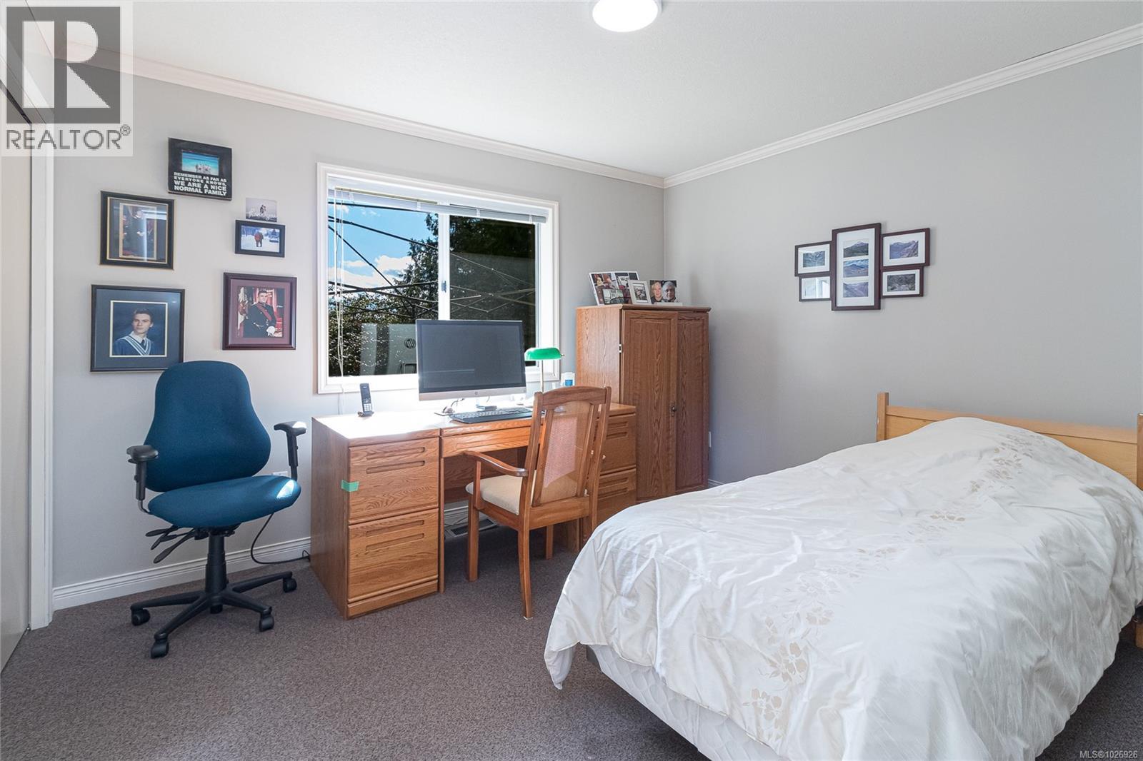 1751 Spieden Pl, North Saanich