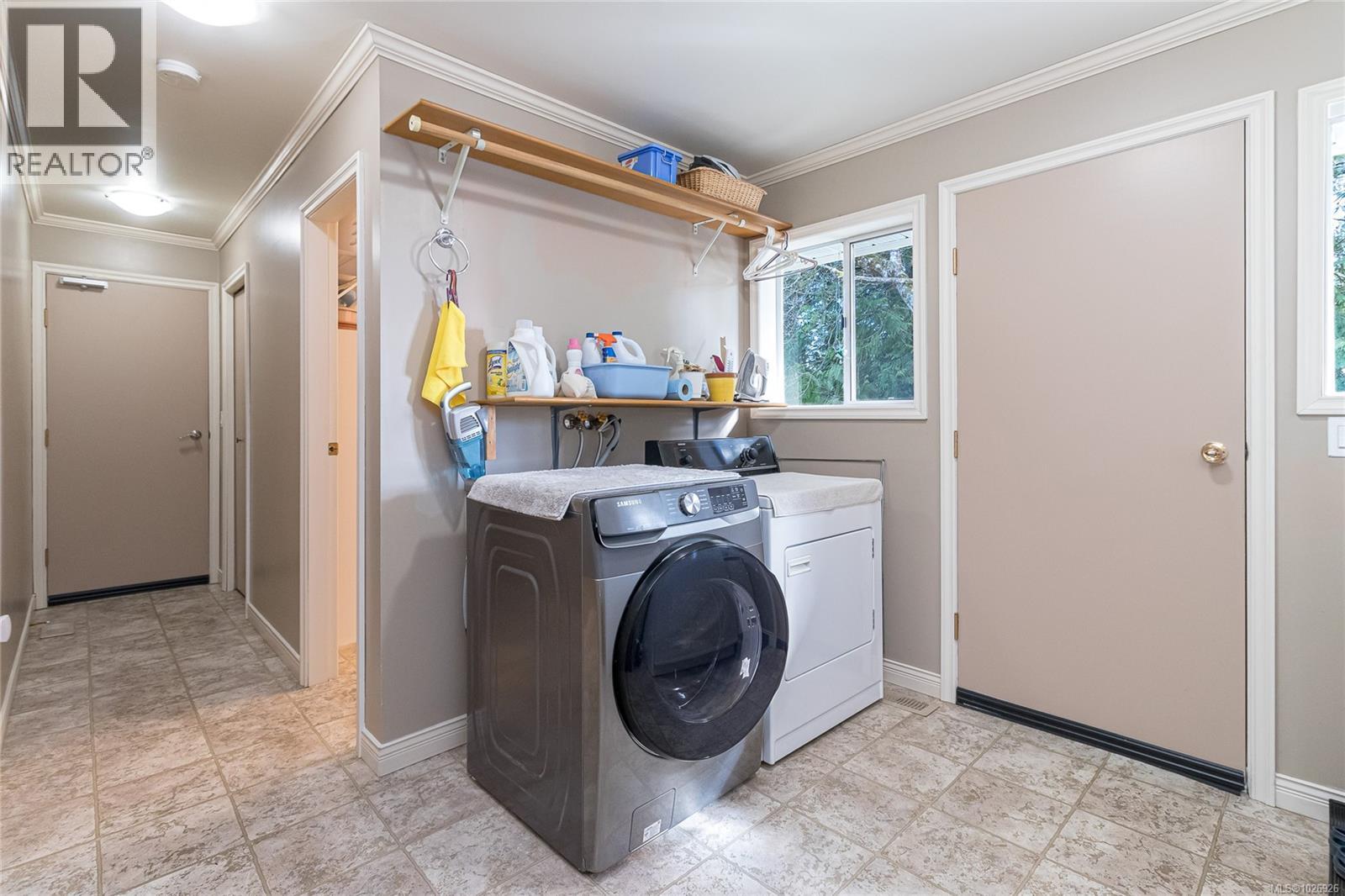 1751 Spieden Pl, North Saanich