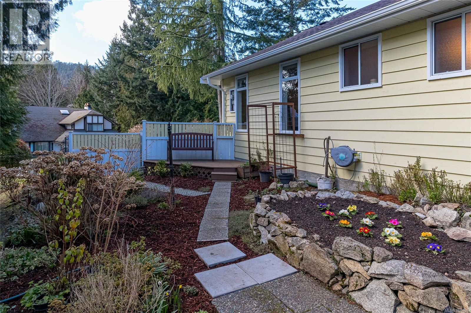 1751 Spieden Pl, North Saanich