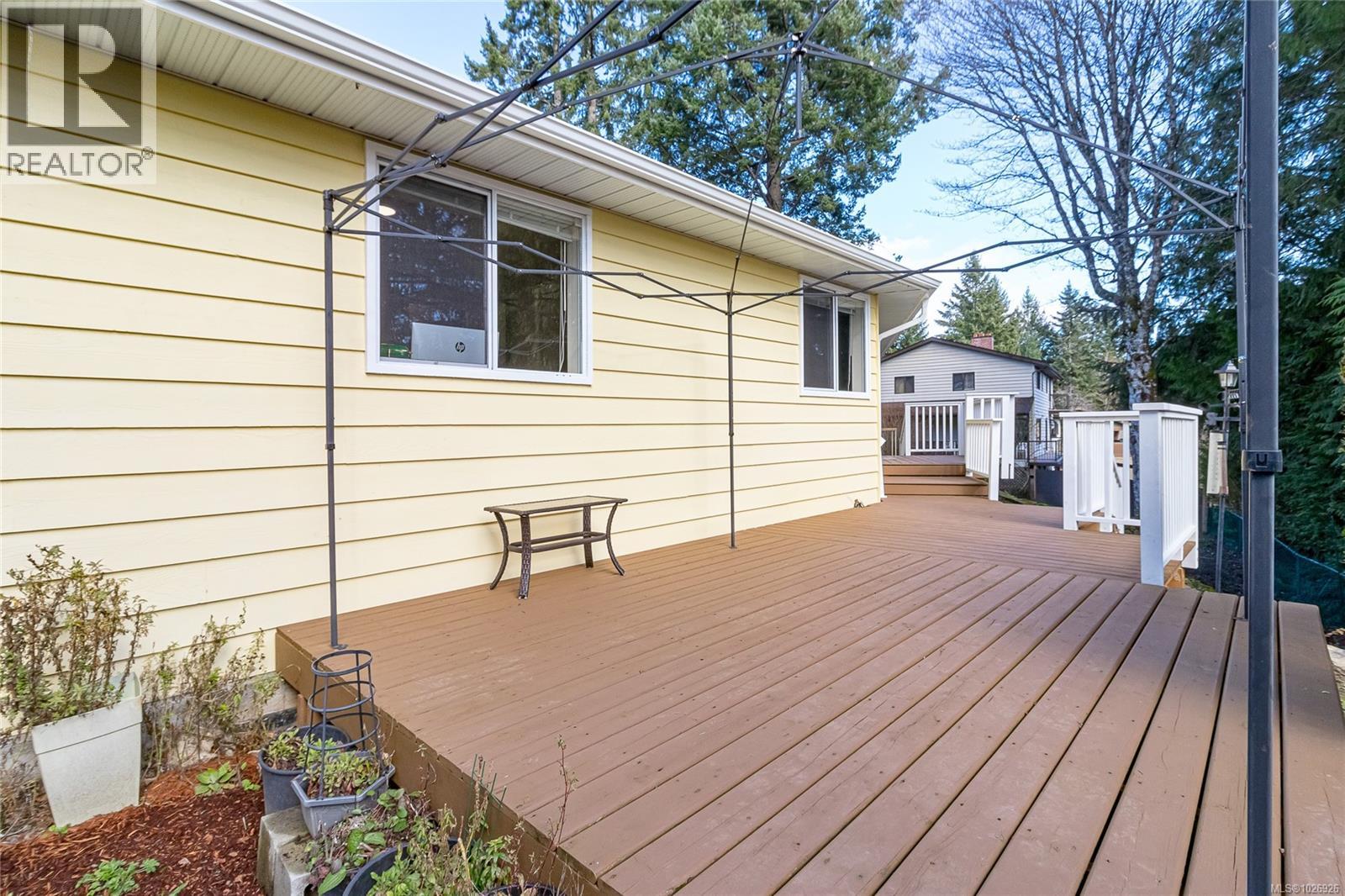 1751 Spieden Pl, North Saanich