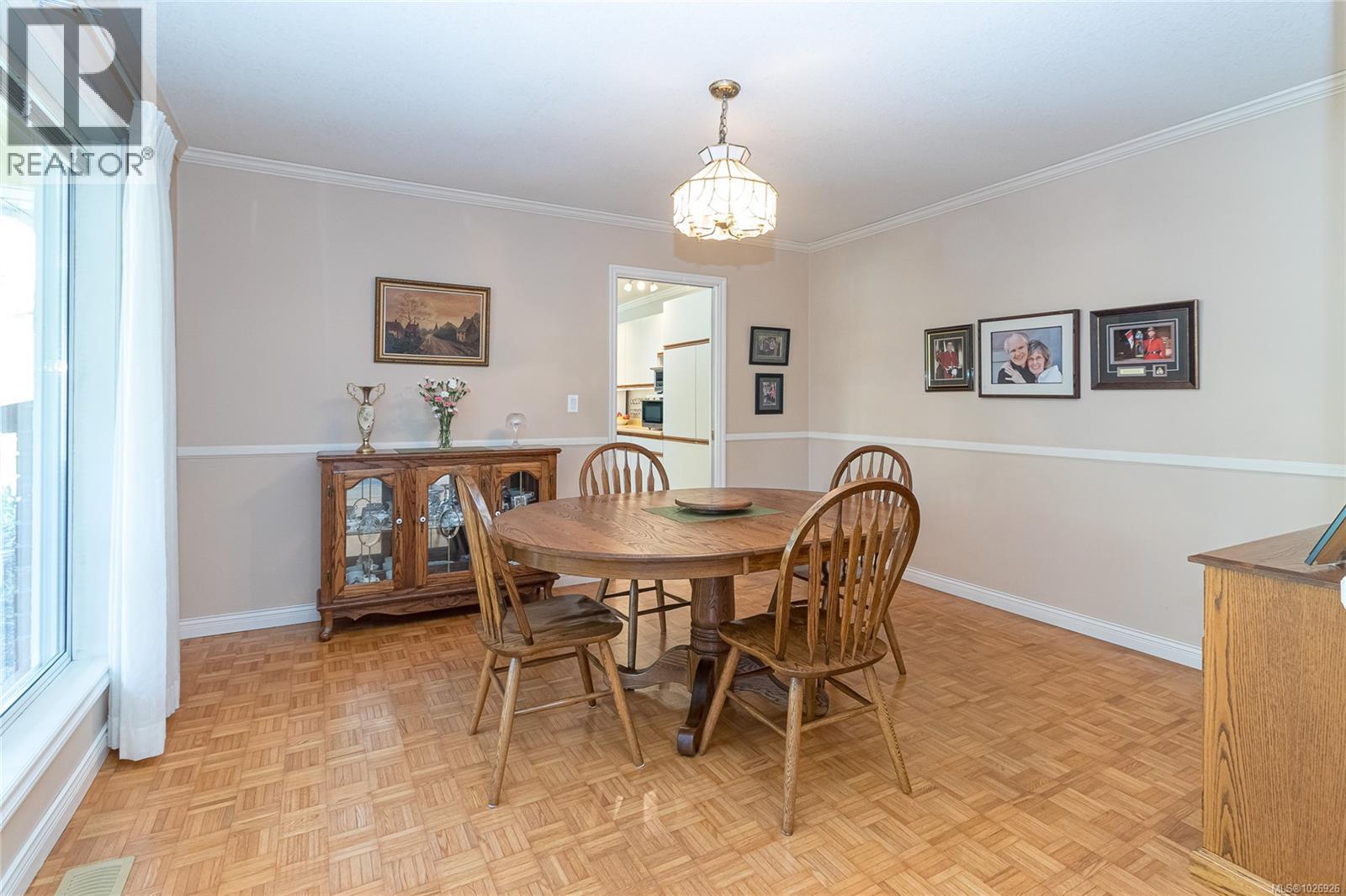 1751 Spieden Pl, North Saanich