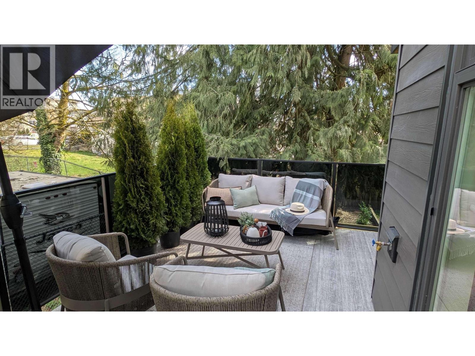 5 339 KEARY STREET, New Westminster