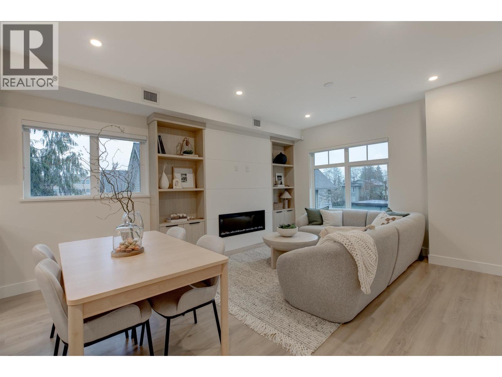 5 339 KEARY STREET, New Westminster