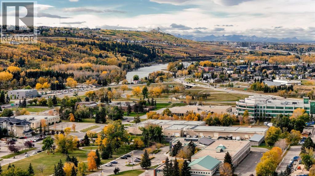 
          915 32 Street Northwest
            <br/>
            <span>Calgary</span>
            , 
            <span>AB</span>
             <span>T2N2W3</span>
         - Photo 21