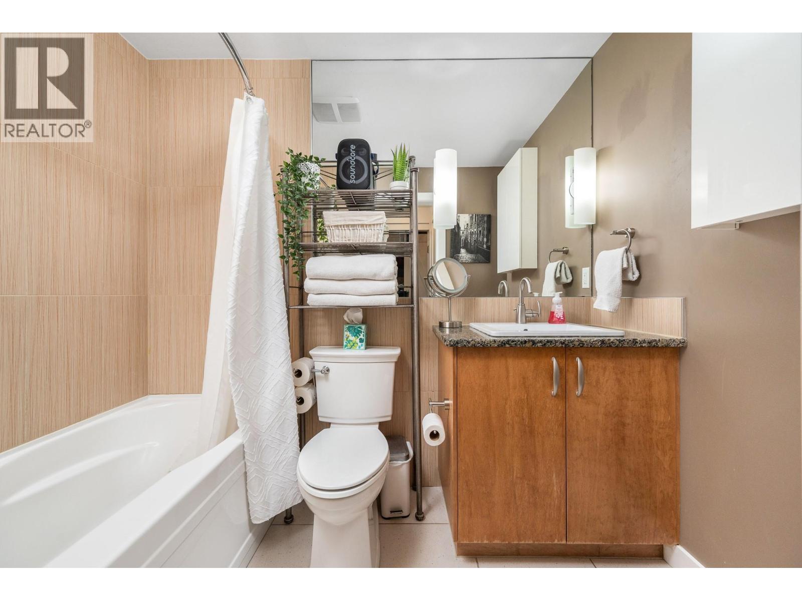 7343 Okanagan Landing Road Unit# 2405, Vernon