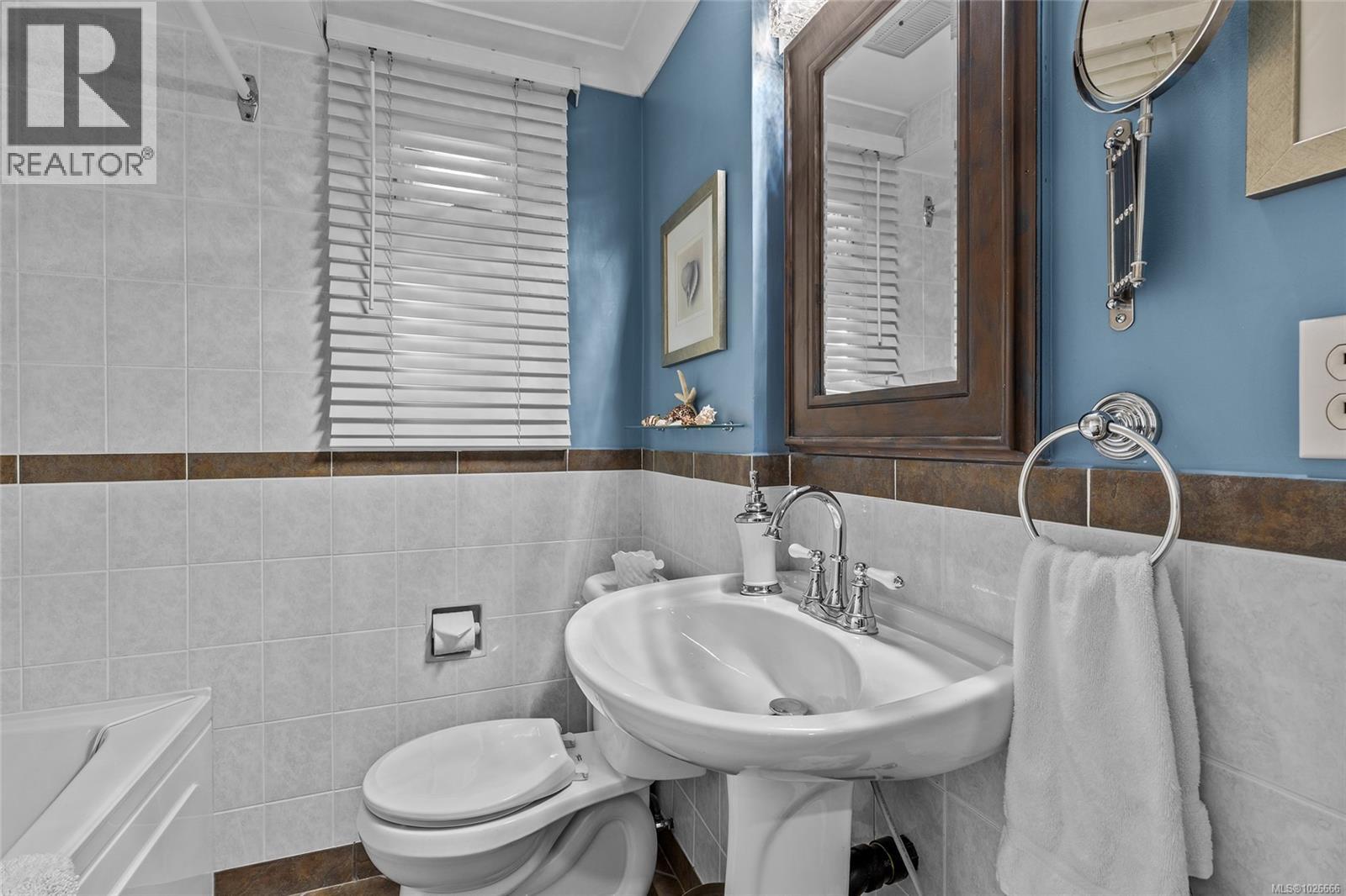  196 Homer Road, Saanich