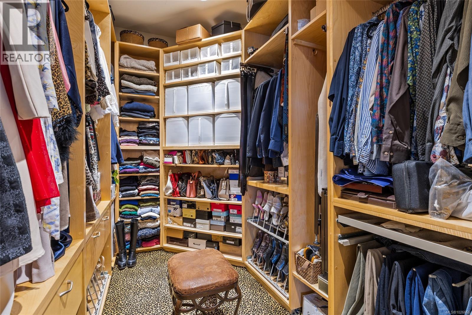  196 Homer Road, Saanich