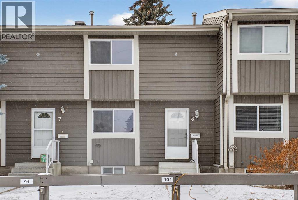 8, 14736 Deerfield Drive SE - Photo 2 of 45, Calgary, Alberta