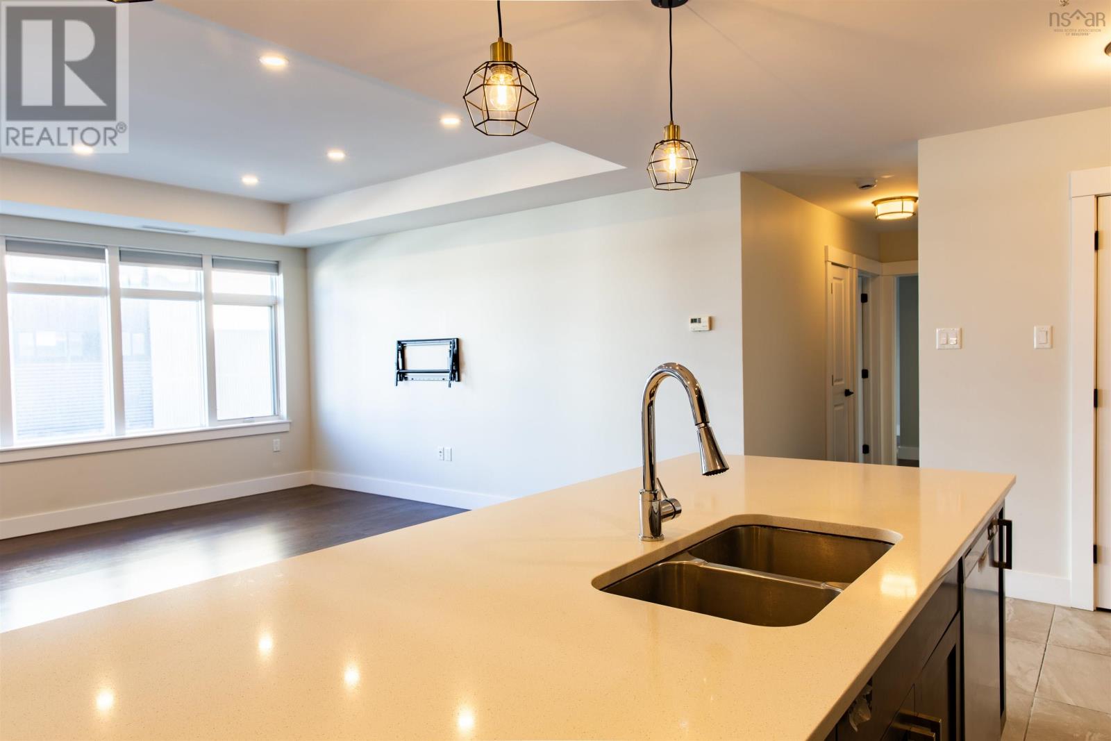 Property 24 of 32 of 302 1990 Vernon Street