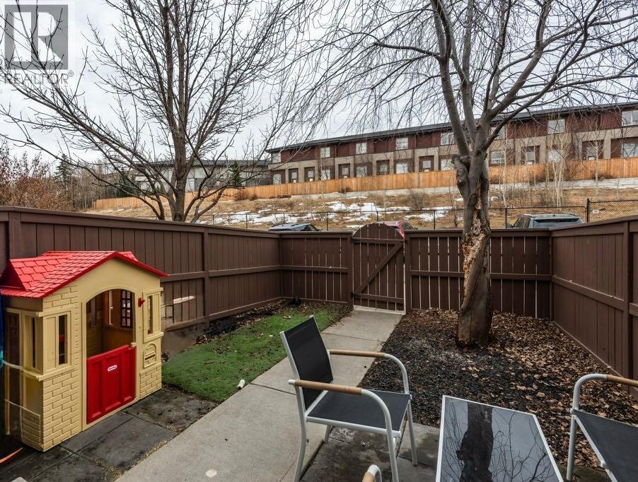 Single Family House for Sale in  Aspen Hills Drive SW Aspen Woods Calgary 