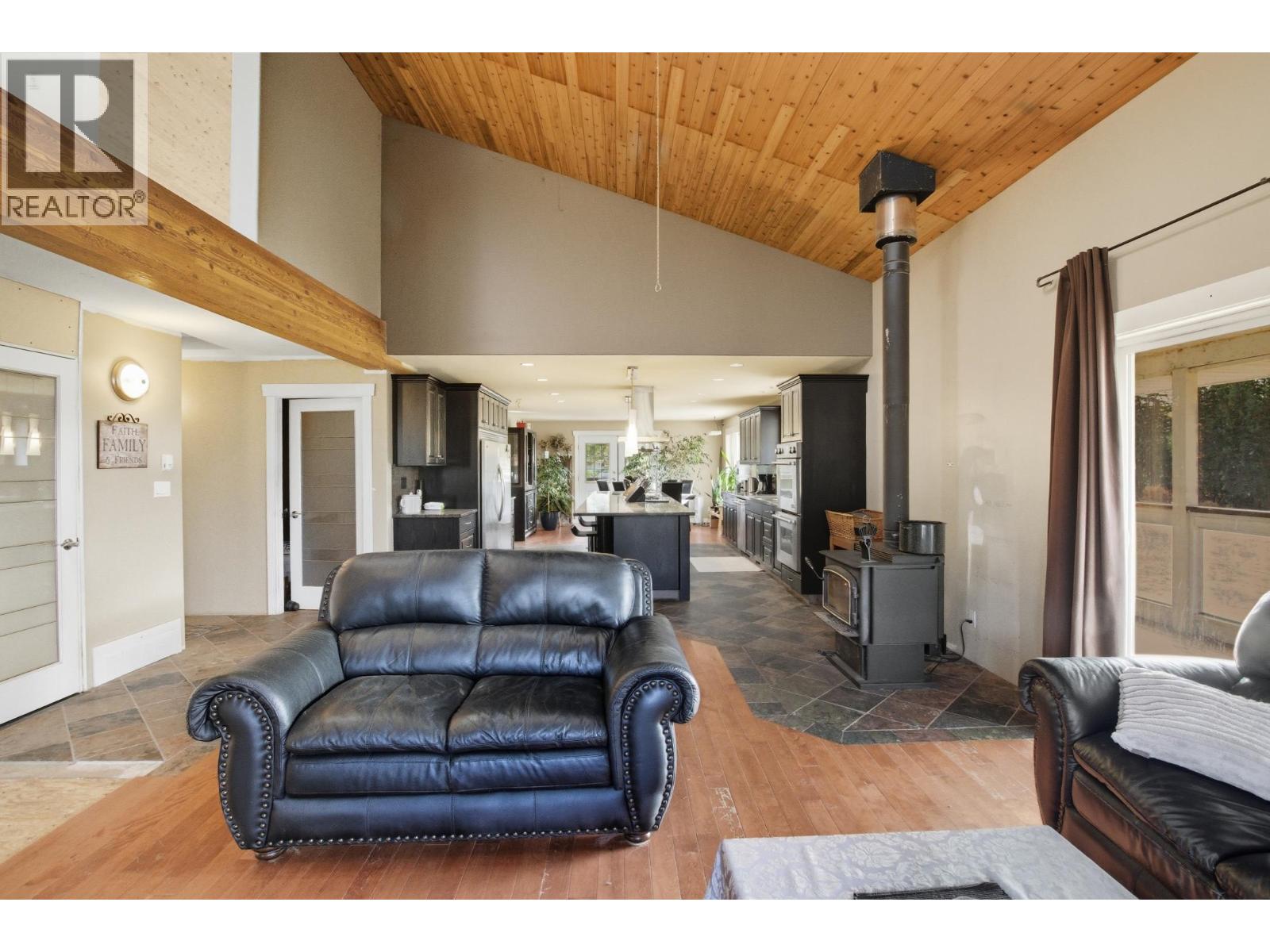 6391 HOUSEMAN ROAD - 21