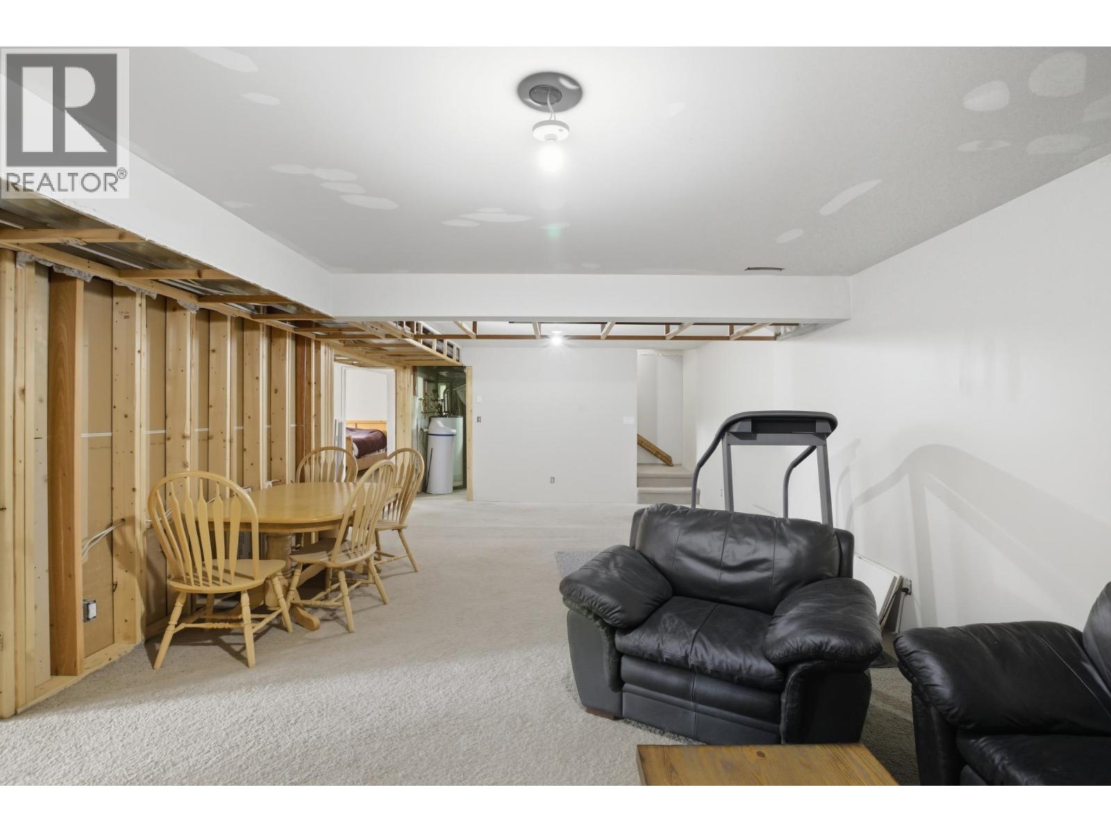 6391 HOUSEMAN ROAD - 35