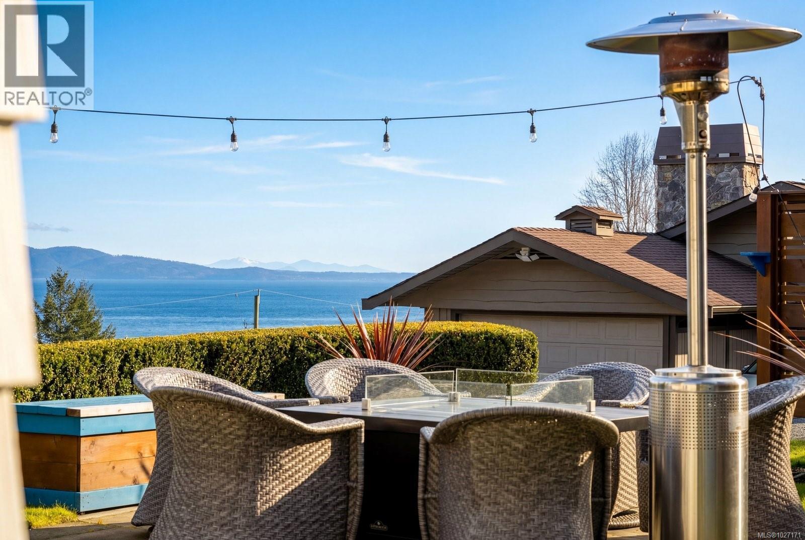  4984 Georgia Park Terrace, Saanich