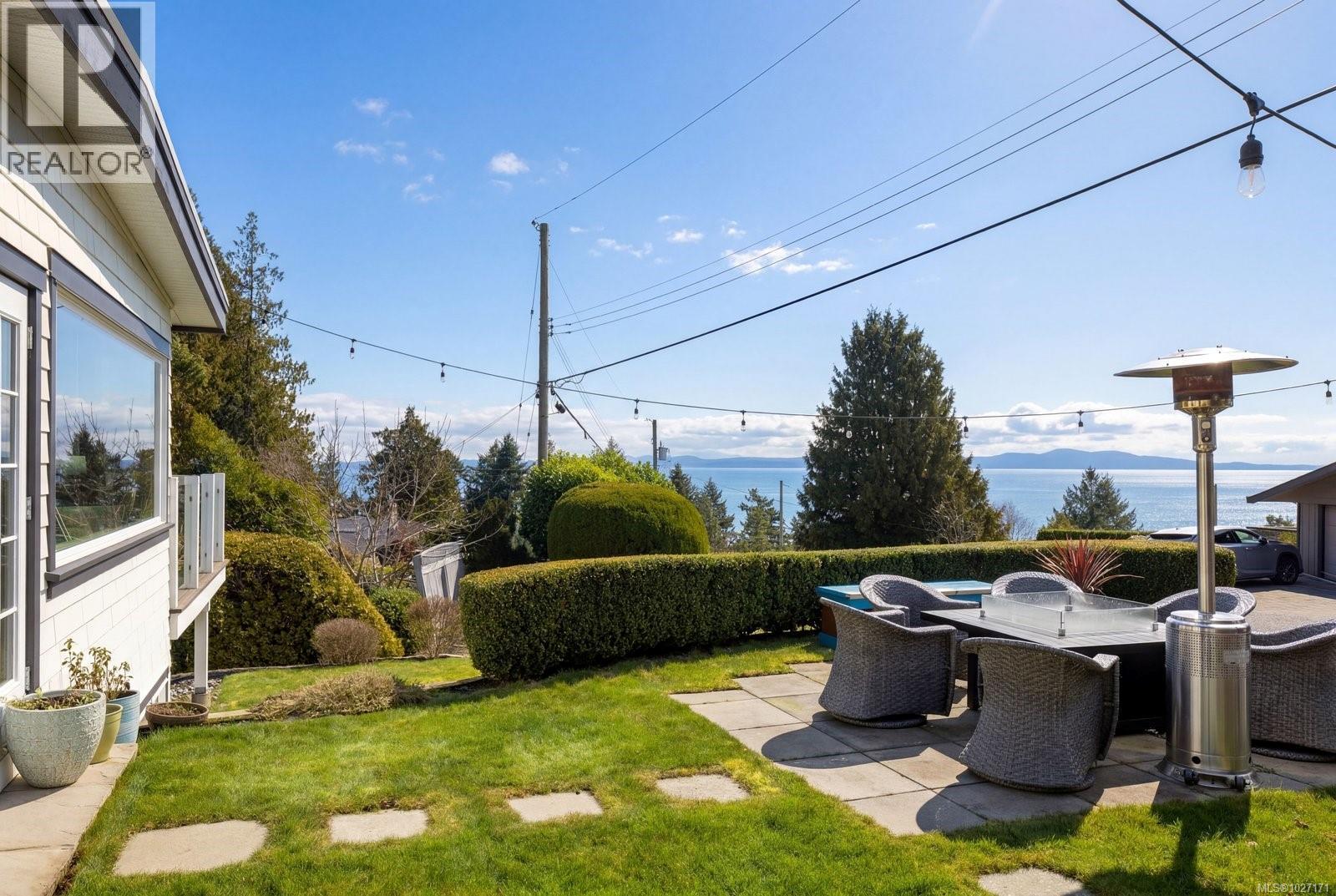  4984 Georgia Park Terrace, Saanich