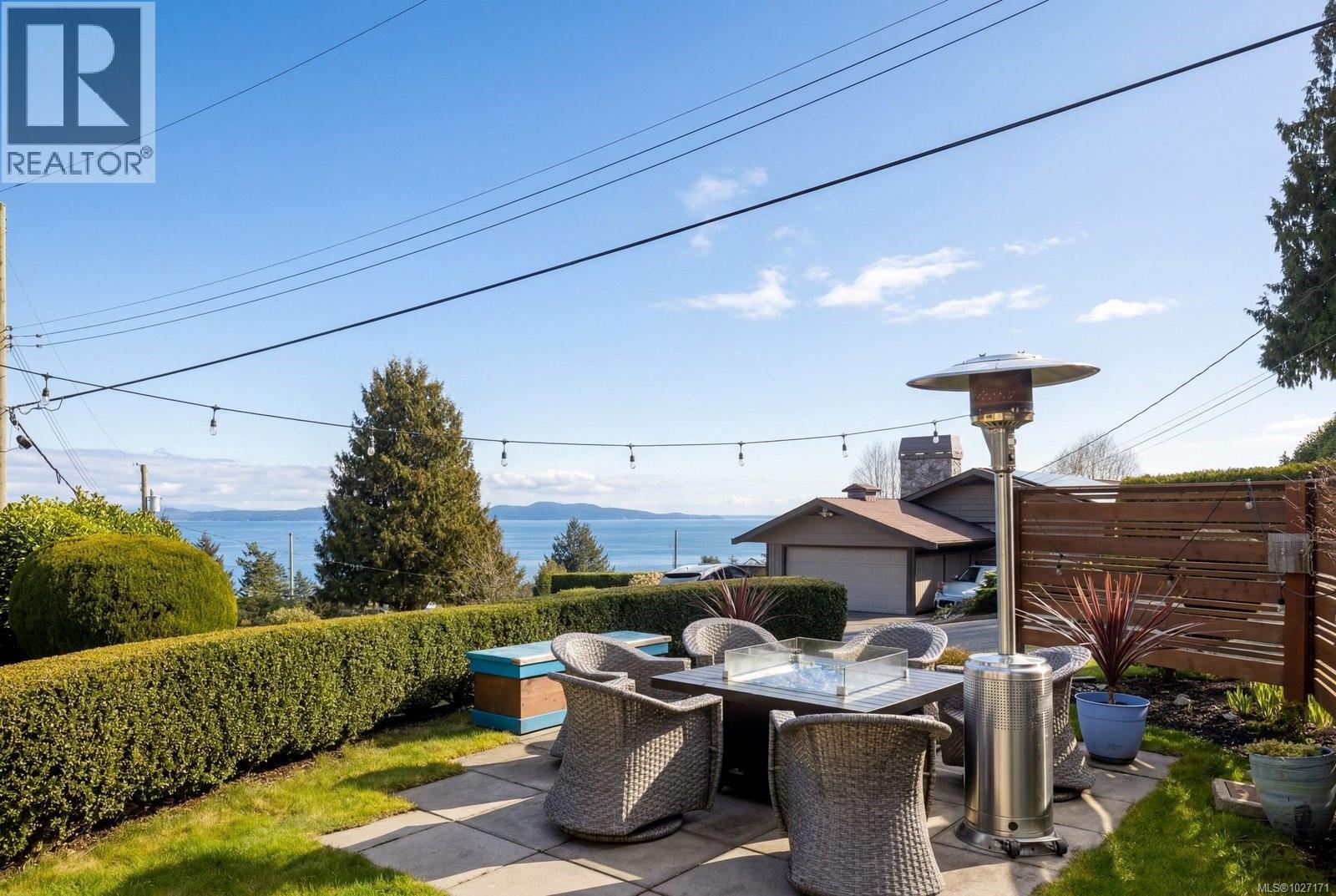  4984 Georgia Park Terrace, Saanich