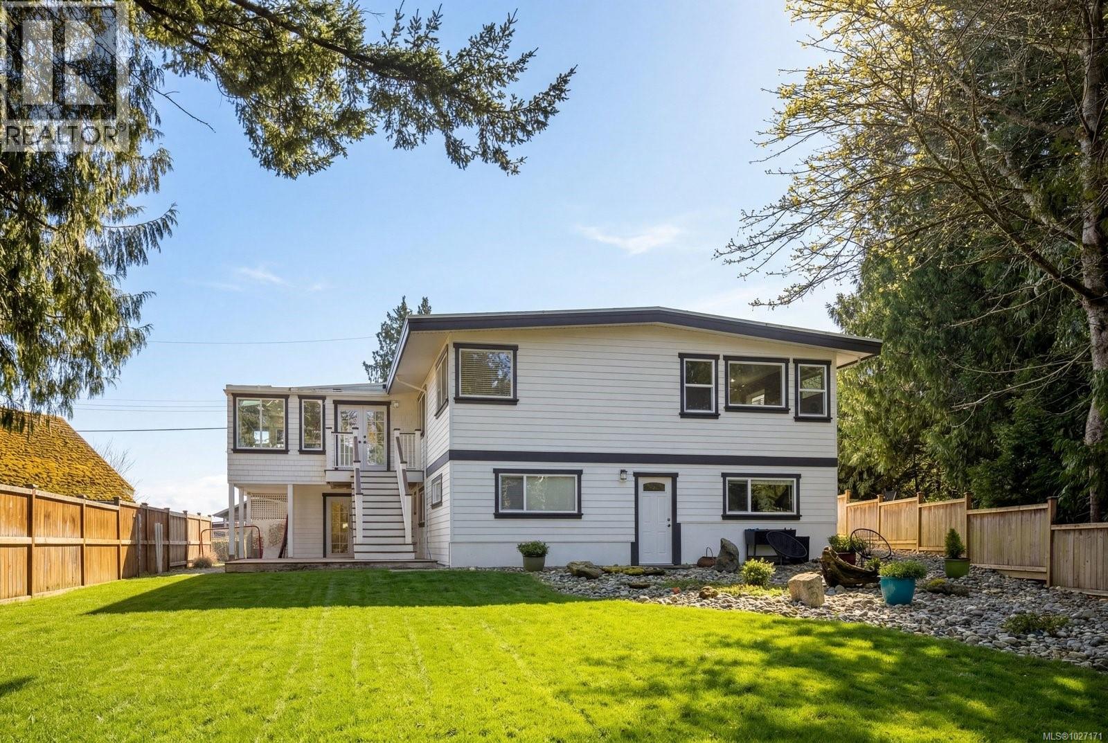  4984 Georgia Park Terrace, Saanich