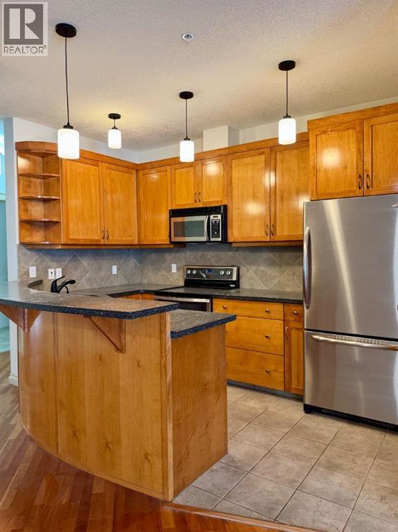 Single Family House for Sale in   Hemlock Crescent SW Spruce Cliff Calgary 