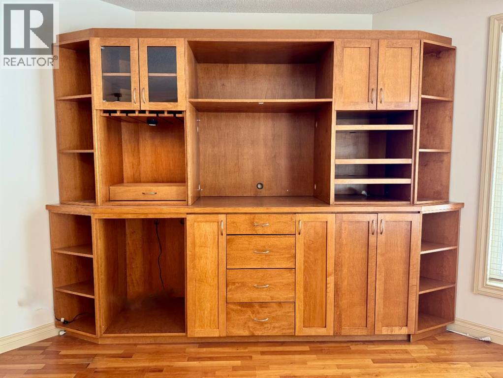 Single Family House for Sale in   Hemlock Crescent SW Spruce Cliff Calgary 