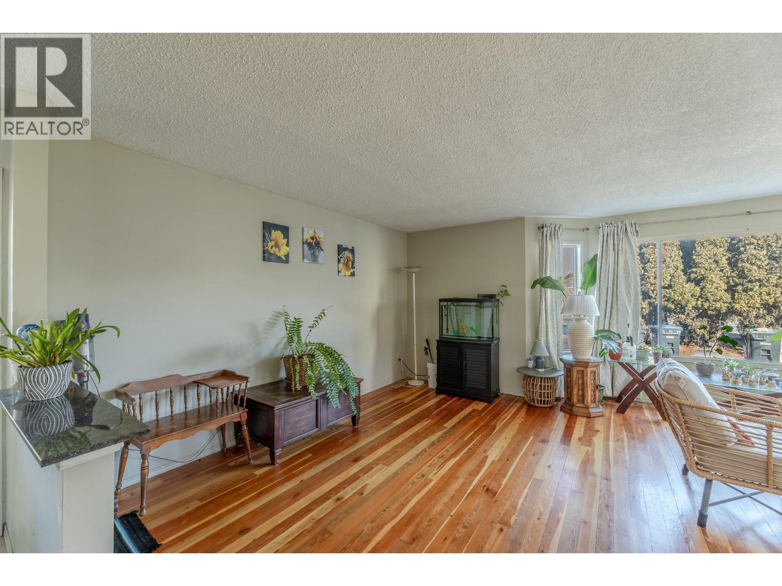 376 Green Avenue W, Penticton