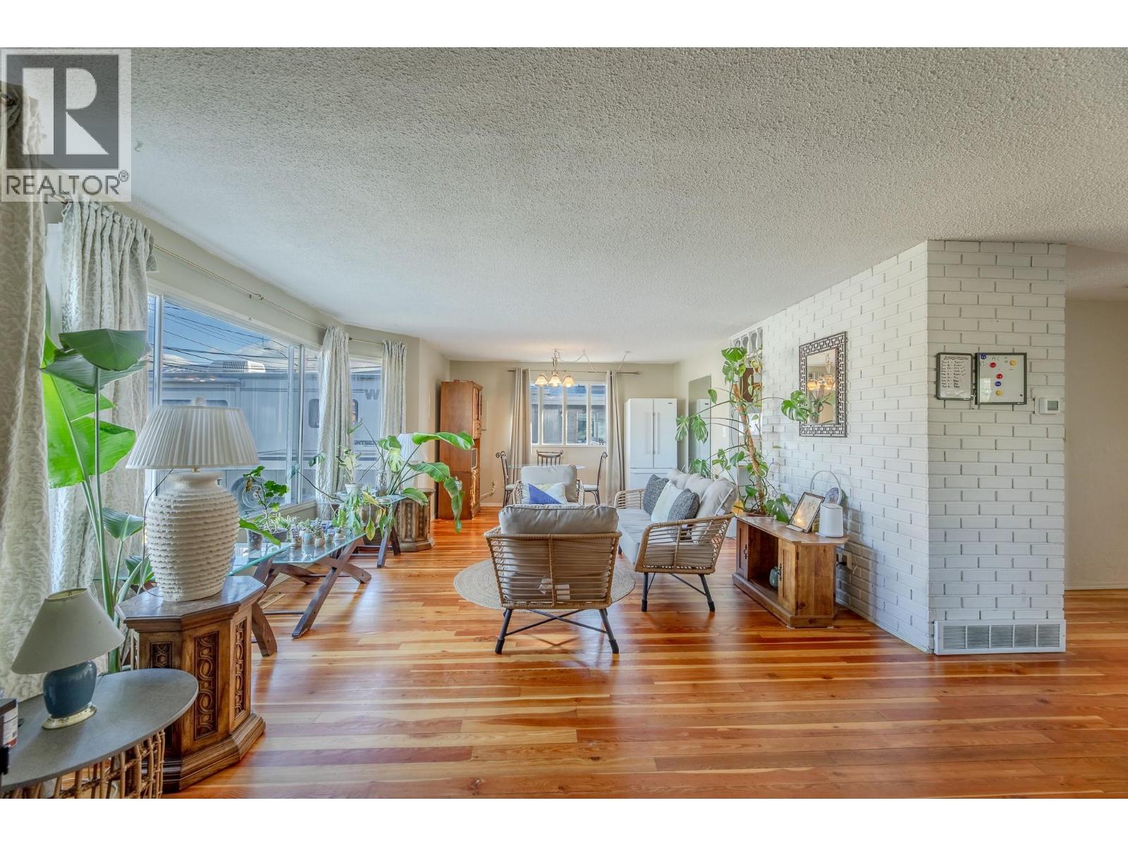 376 Green Avenue W, Penticton