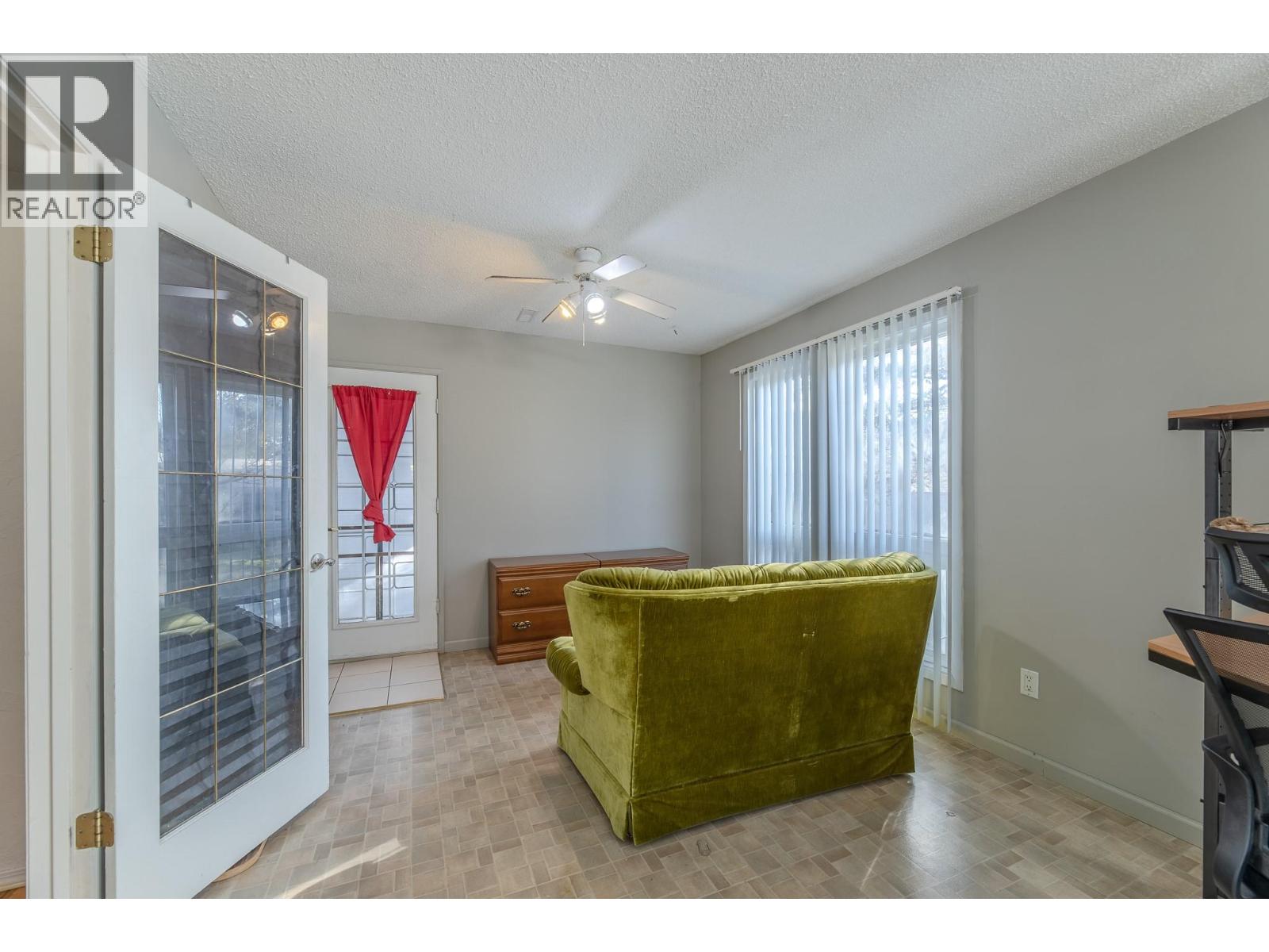 376 Green Avenue W, Penticton