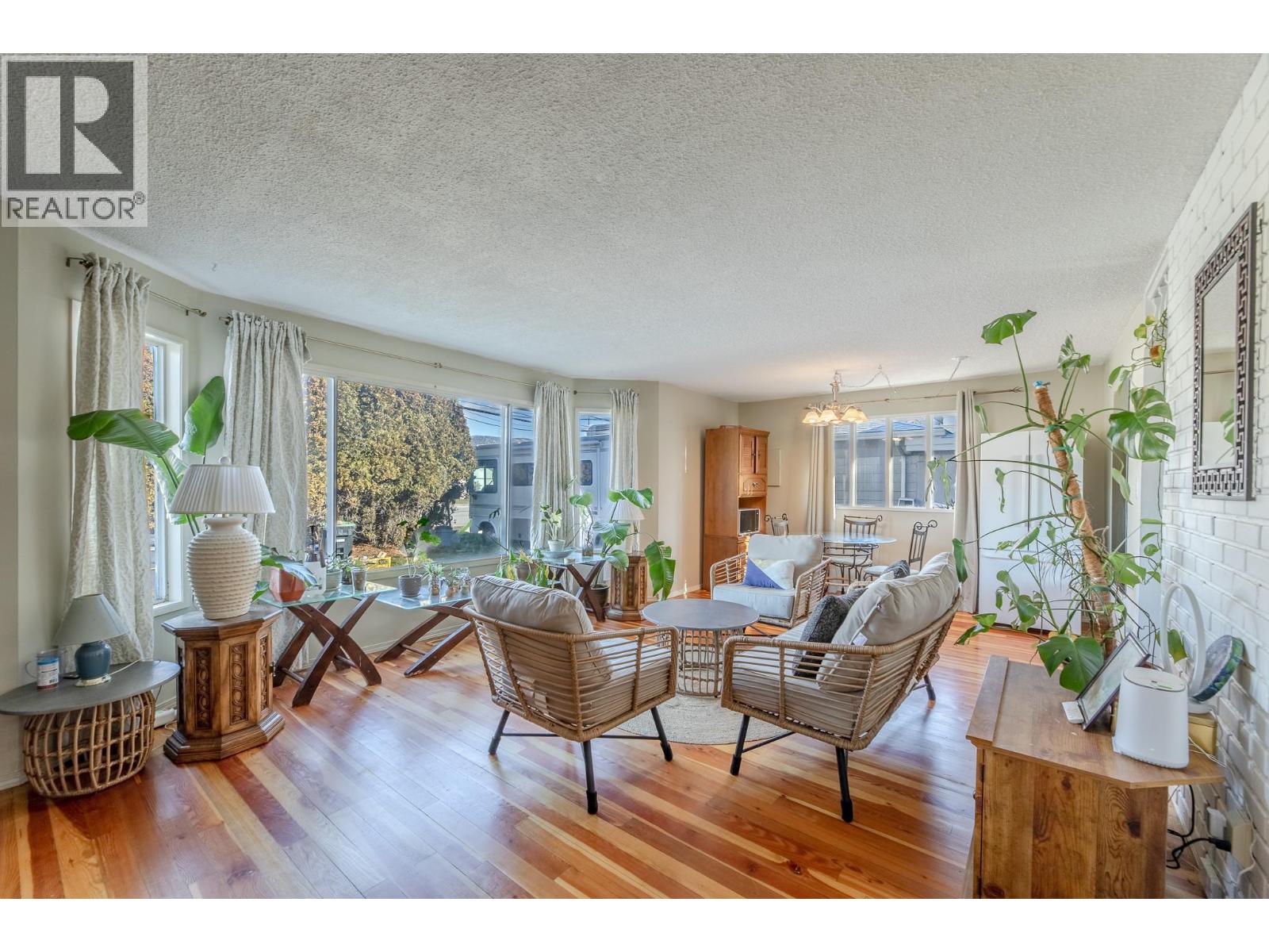 376 Green Avenue W, Penticton