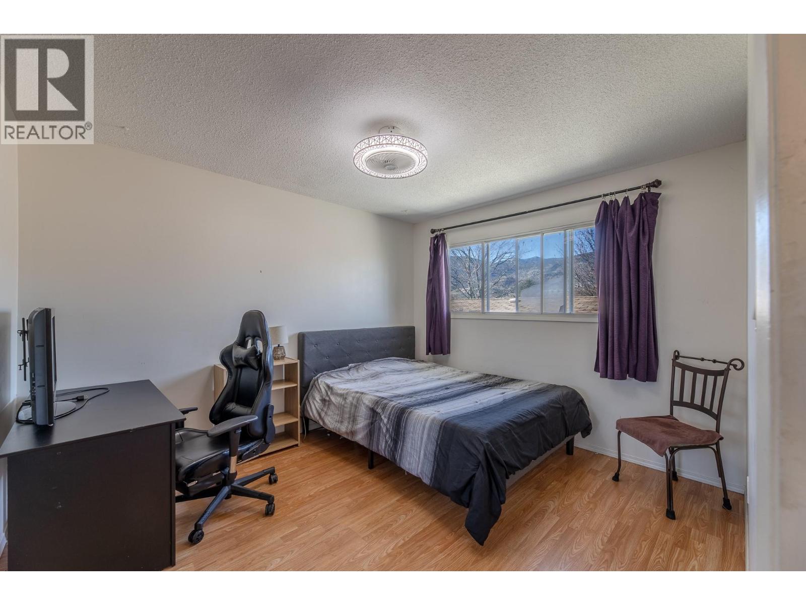 376 Green Avenue W, Penticton