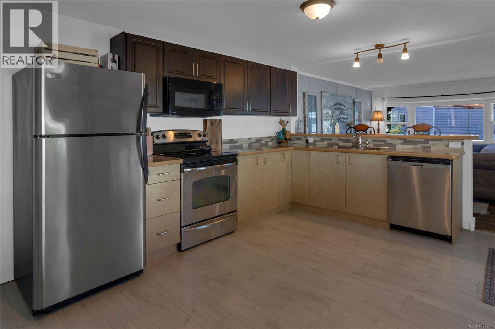 #143 1753 CECIL ST - 8