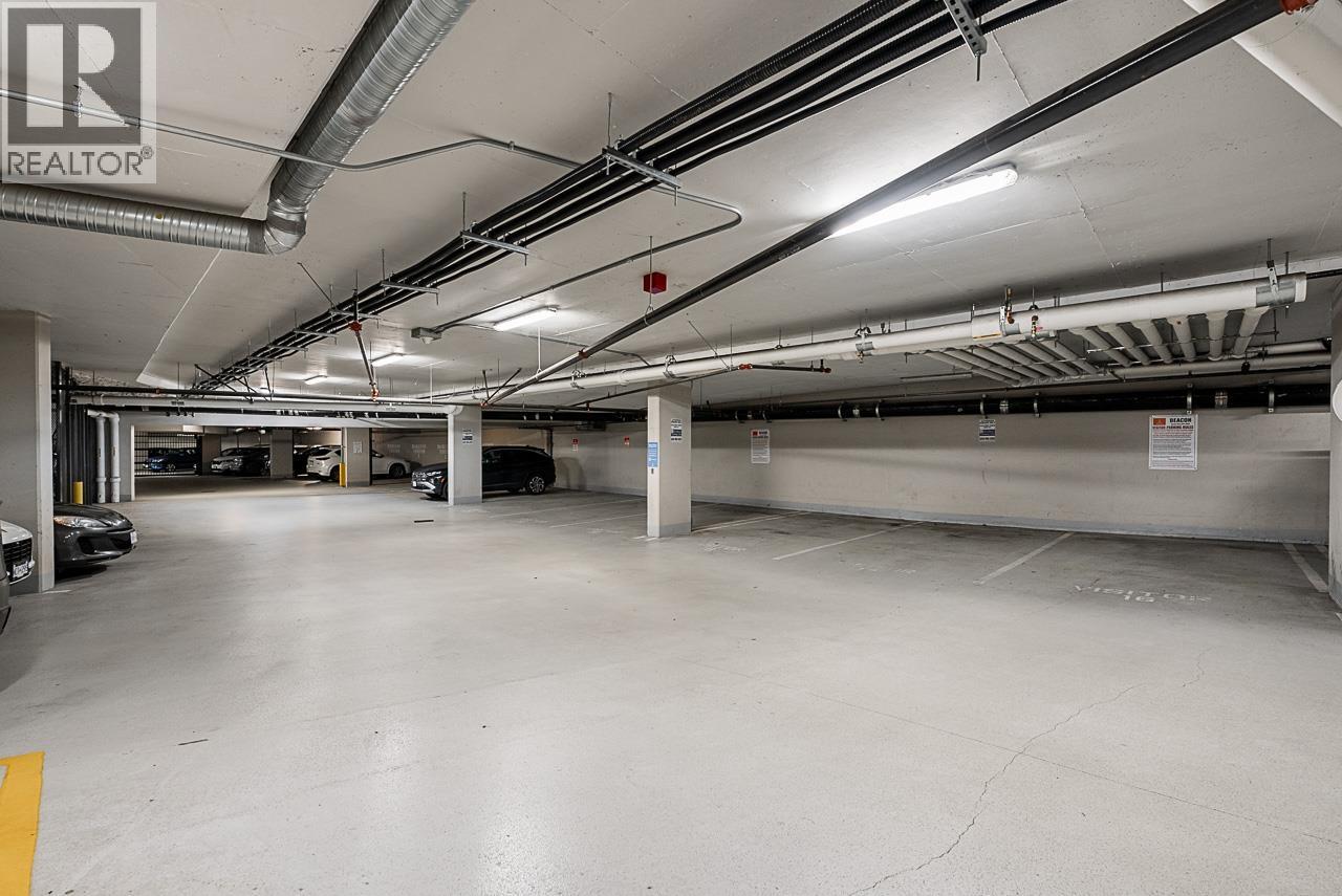 2106 1550 FERN STREET, North Vancouver