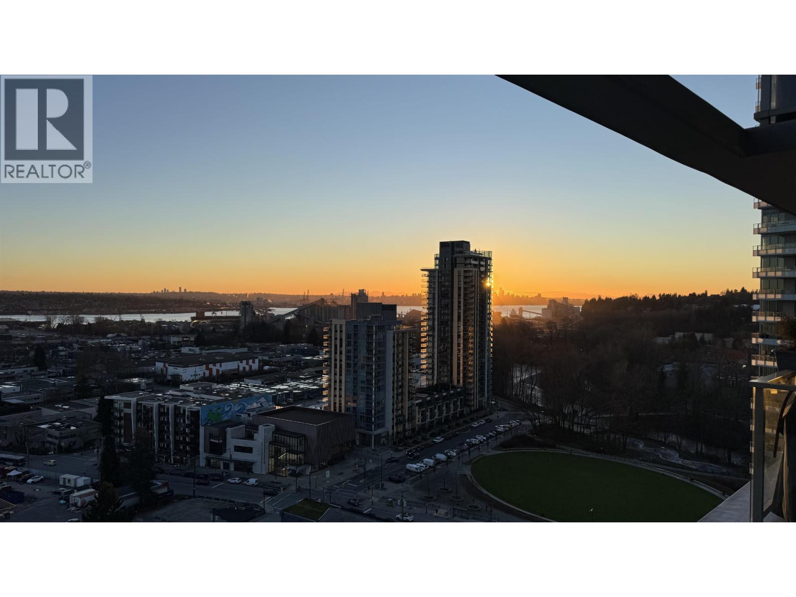 2106 1550 FERN STREET, North Vancouver