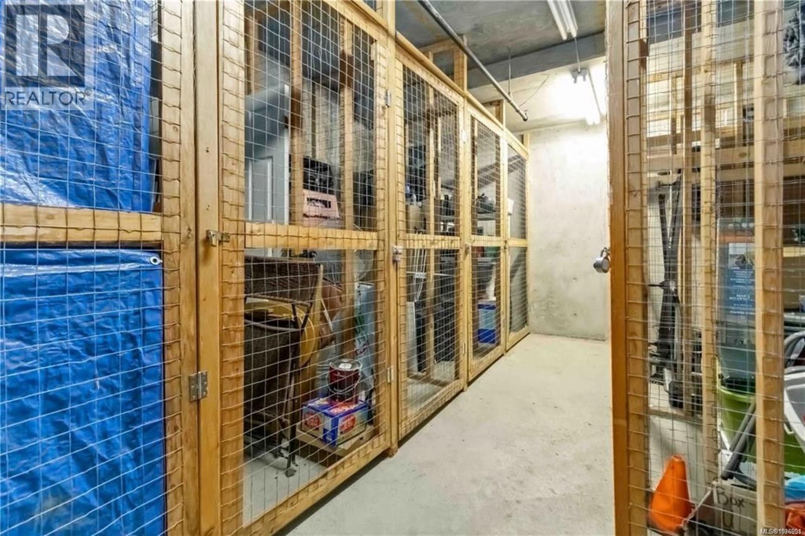 302 1710 Fort Street, Victoria