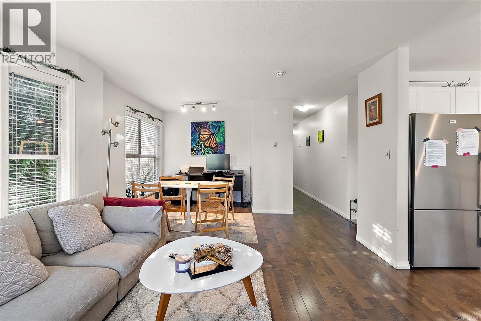 302 1710 Fort Street, Victoria