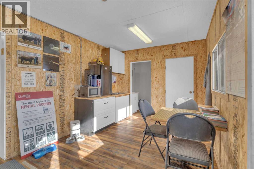 6606 42 ave - Photo 4 of 50, Ponoka, Alberta