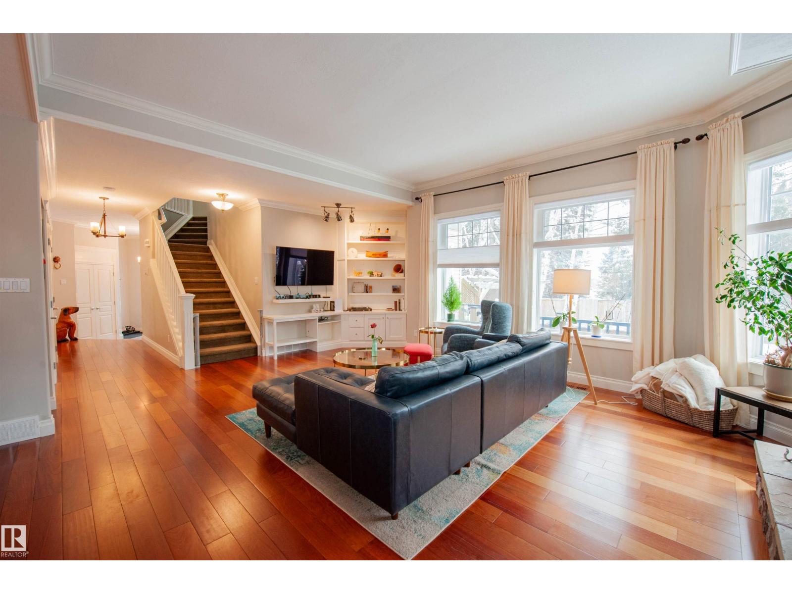 47 RIVER HEIGHTS DR NW - Photo 5 of 75, Edmonton, Alberta