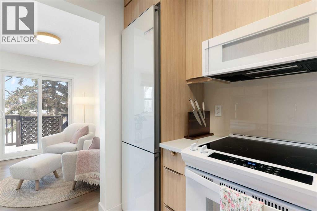 73 Glenbrook Crescent, Cochrane