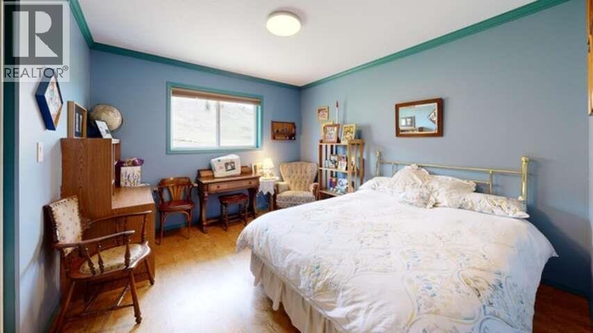 4221 LODGE ROAD, Lac La Hache