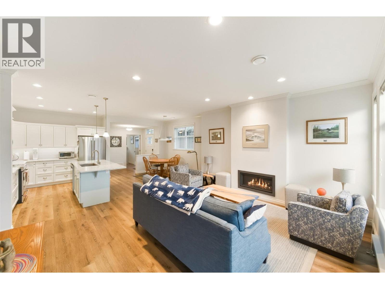 38 2450 Radio Tower Road, Oliver