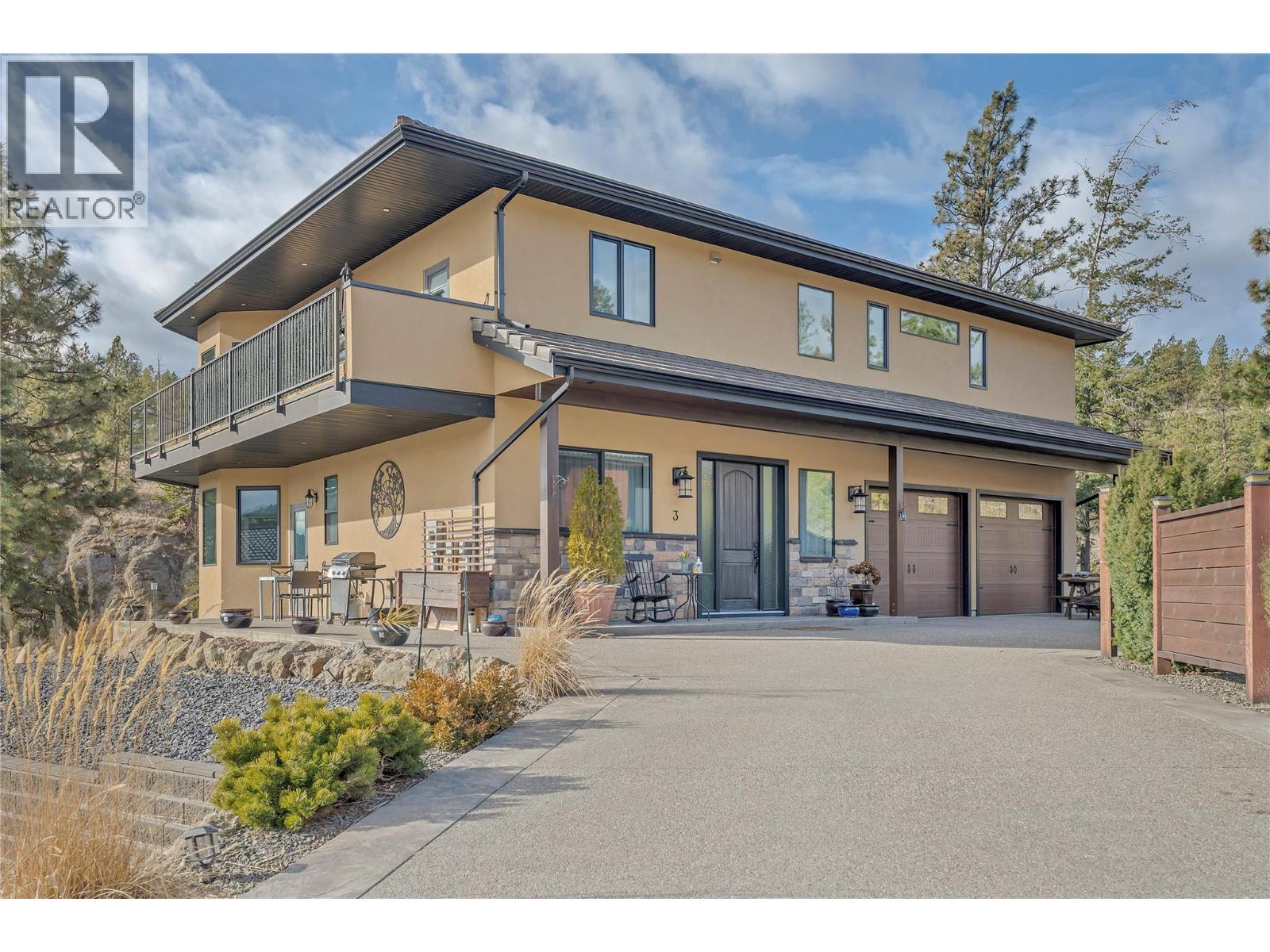 6709 Victoria Road Unit# 3, Summerland