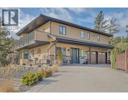 3 6709 Victoria Road, Summerland